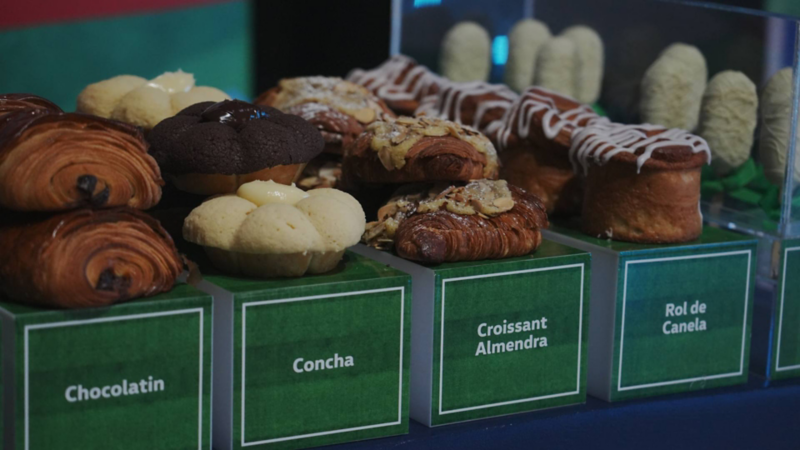 Detalles de los bocadillos en la fiesta de lanzamiento de Volkswagen Edición Especial GOAL en México. 