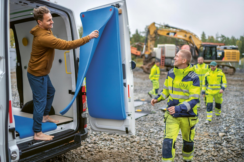 VW e-Crafter ombyggd till yogastudio