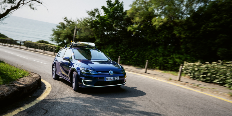 e-Golf on the coast near Biarritz