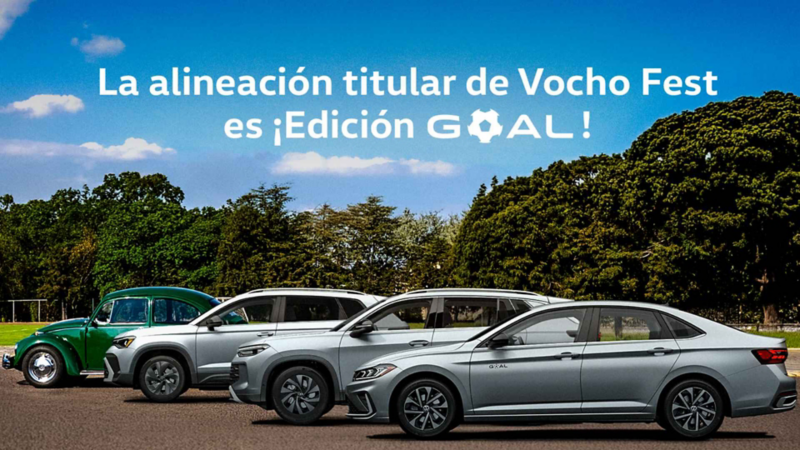 Autos y SUVs de la Edición Especial GOAL con vocho verde al fondo. 