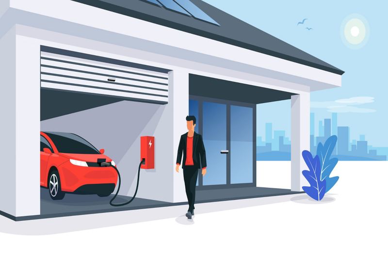 Eine Zeichnung zeigt ein rotes Elektroauto, das in einer Garage an der Wallbox lädt. 
