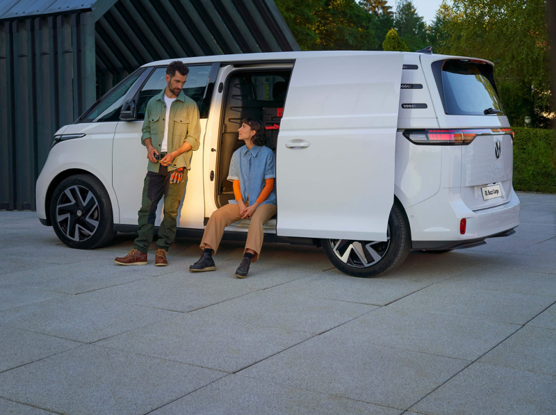 The ID. Buzz Cargo is loaded from the side.