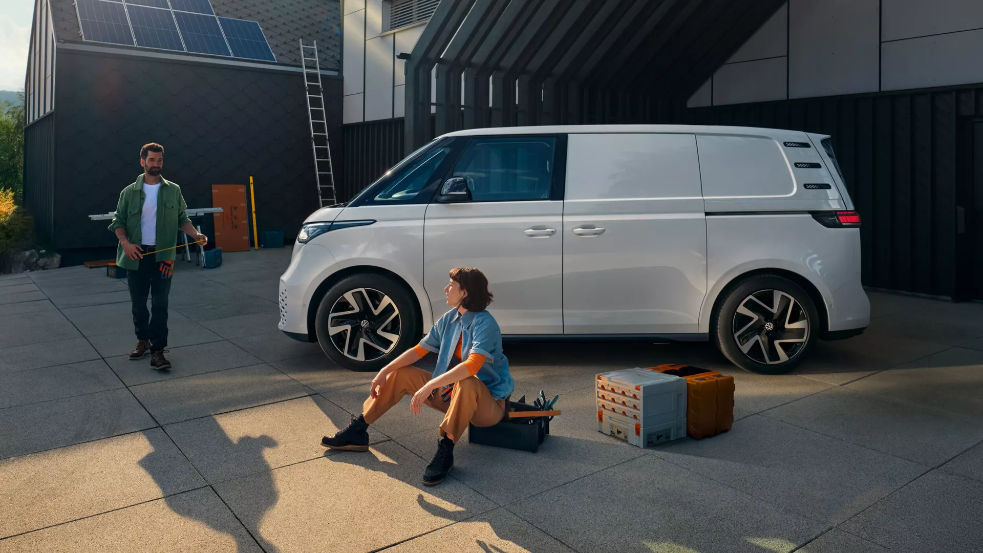 electric_vehicles-id_buzz_cargo_white-16