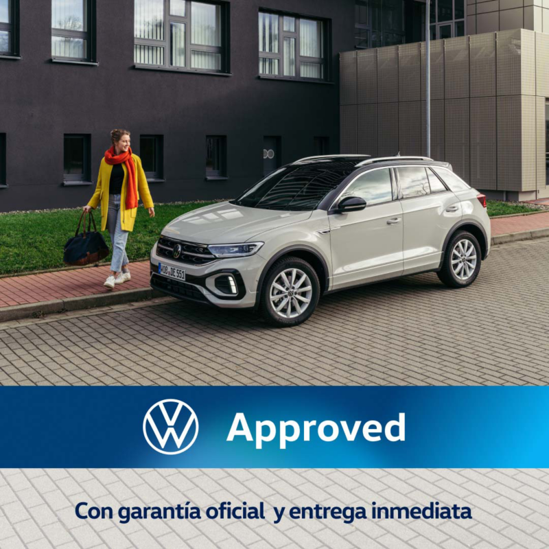 T-Roc Más seminuevo en oferta con el logo de Approved