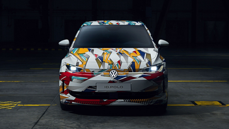 Visuel de l'ID. Polo camouflée, de face.