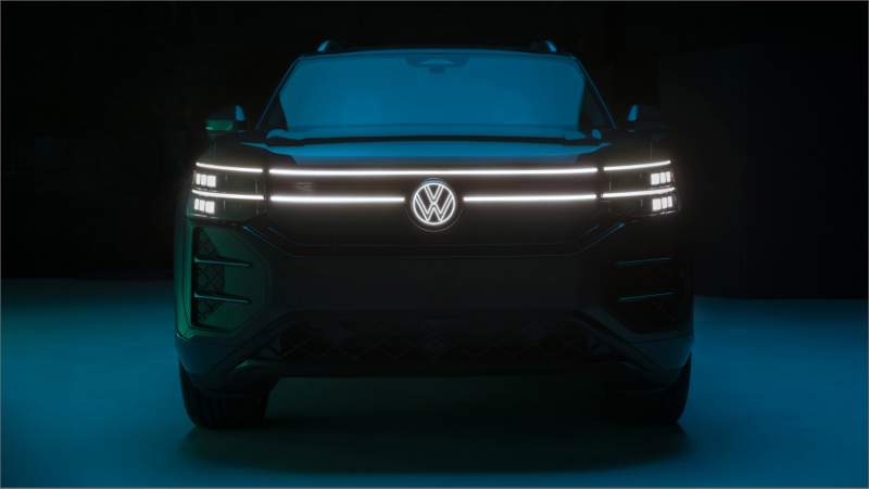 A low front angle shot of the 2027 Atlas. 