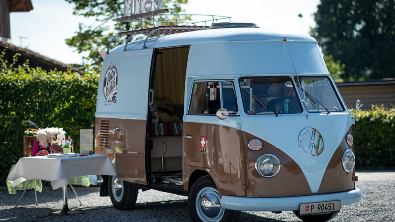 Restaurierter Volkswagen Oldtimer als mobiles Eventfahrzeug.