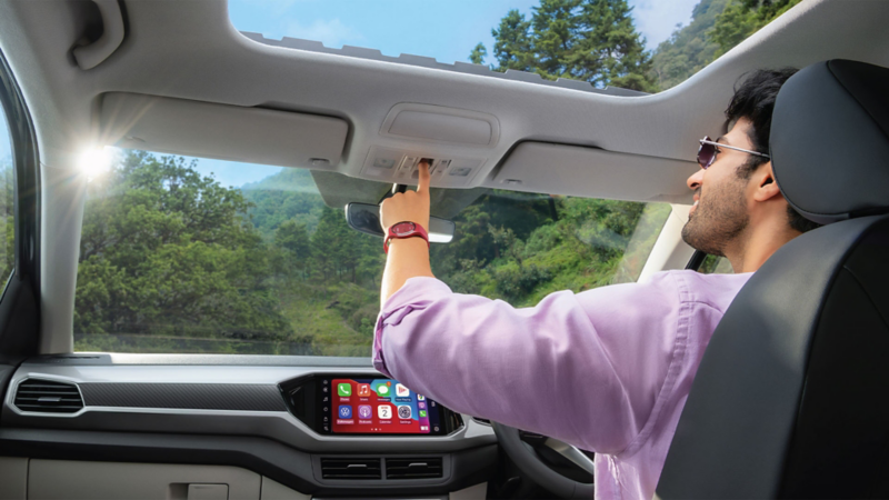 Volkswagen taigun sunroof opening image