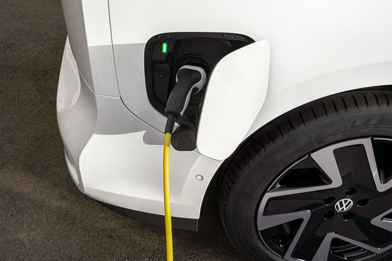 VW ID. Buzz en charge