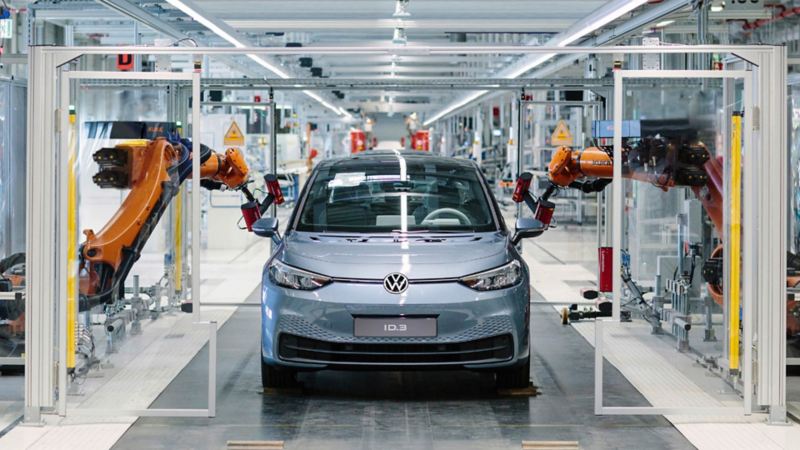 ID.3, auto eléctrico en proceso de ensamblado en planta de Volkswagen 