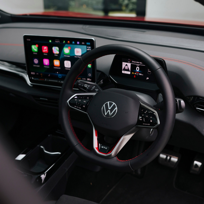 ID. 5 GTX steering wheel and display