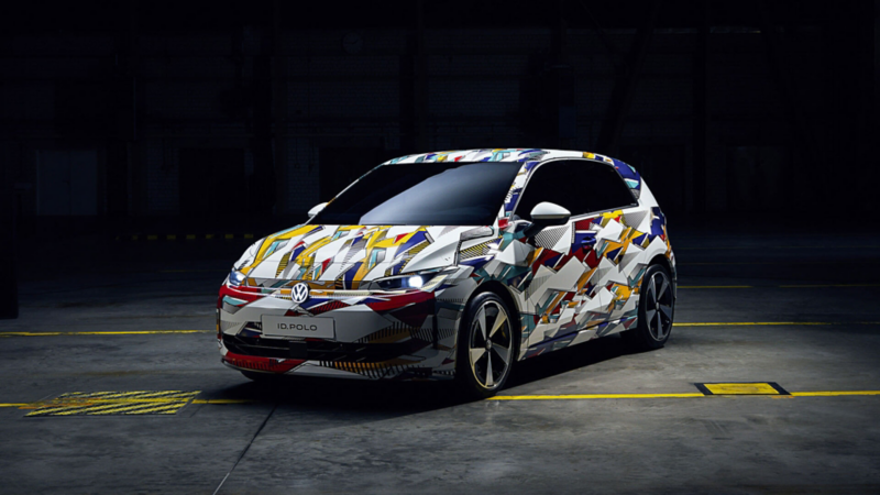 L'ID. Polo camouflée de 3/4 avant.