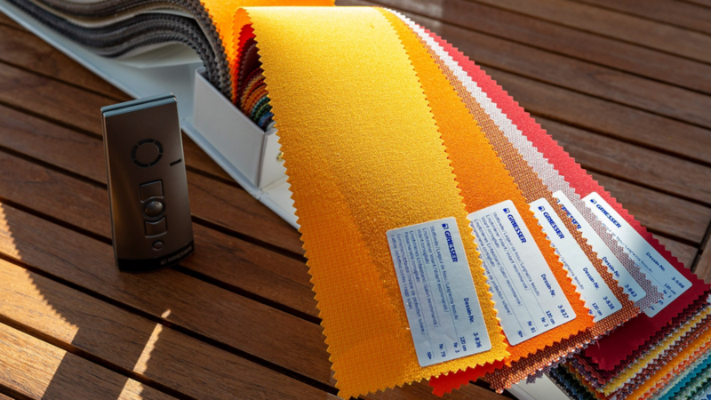 Muster von Stoffe und Farben von Griesser