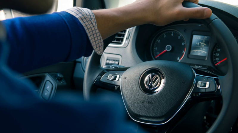 Qué significan las luces del tablero de Volkswagen. Conoce clasificación y lo que cada color indica.