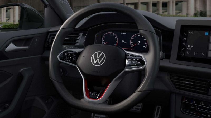 Volante multifunciones de Jetta GLI 2025 con Digital Cockpit. 