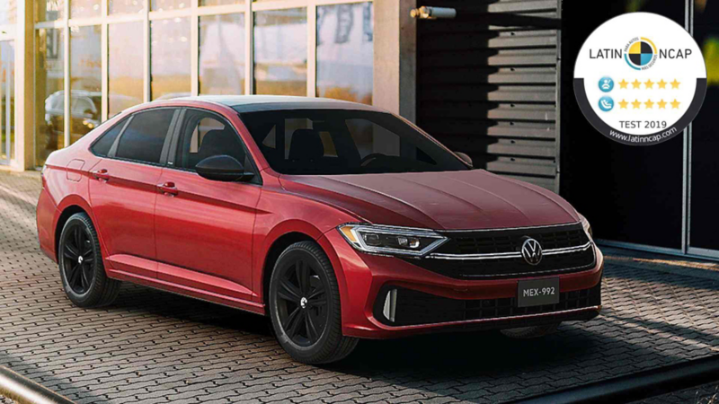 Carro Jetta 2023, certificado con 5 estrellas en seguridad por Latin NCAP. 