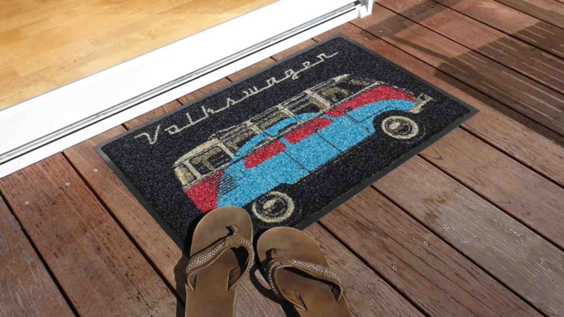 Tapete de Volkswagen con figura de combi vintage. 