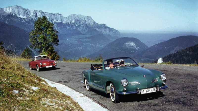 Karmann Ghia Type 14, el auto clásico deportivo de VW lanzado en 1957 sobre carretera