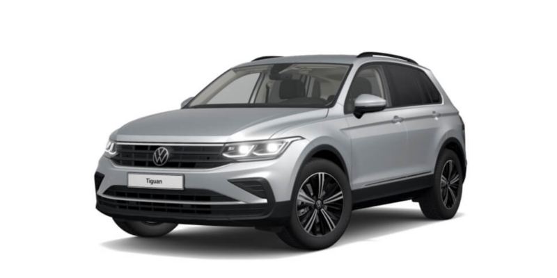 Volkswagen Tiguan gris visto de frente sobre fondo blanco