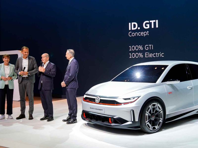 Volkswagen ID. GTI. Primeros detalles del nuevo auto deportivo eléctrico, con lanzamiento previsto en 2027.
