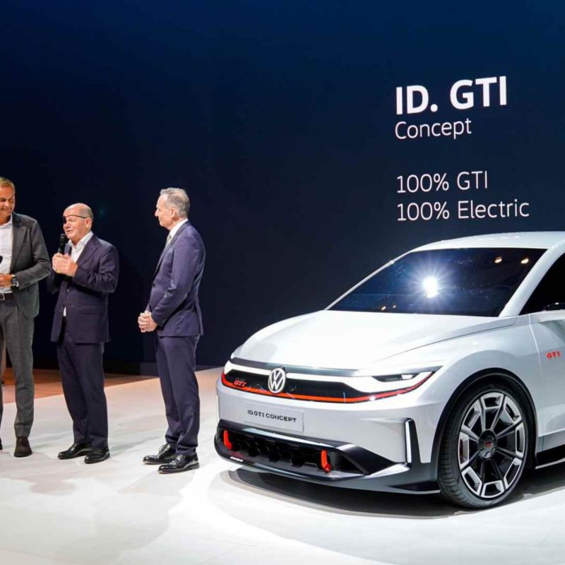 Volkswagen ID. GTI. Primeros detalles del nuevo auto deportivo eléctrico, con lanzamiento previsto en 2027.