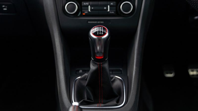 The gearstick in a Mk 6 VW Golf GTI