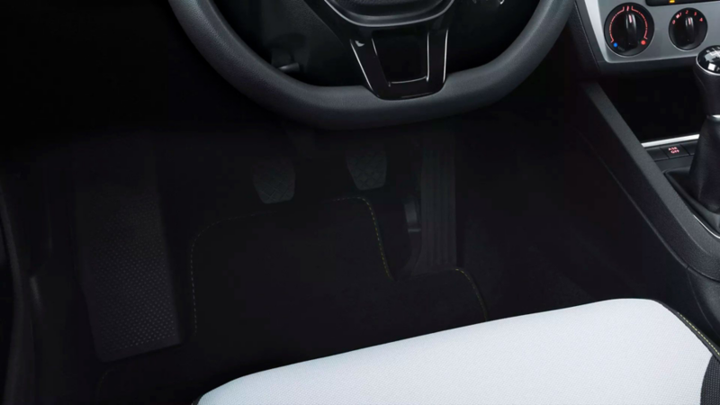 Qué es el líquido de frenos y cómo cambiarlo - Características y consejos para manejar el líquido hidráulico de tu auto.