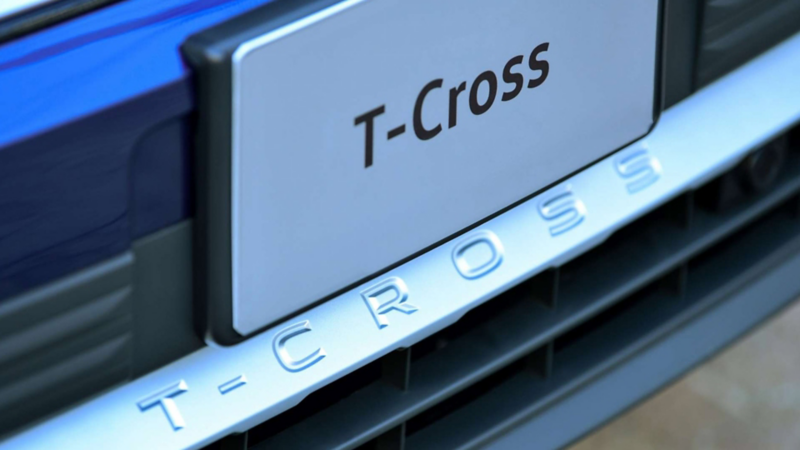 Parrilla delantera de Nuevo T Cross 2022, con logo de Volkswagen y espacio para placas.