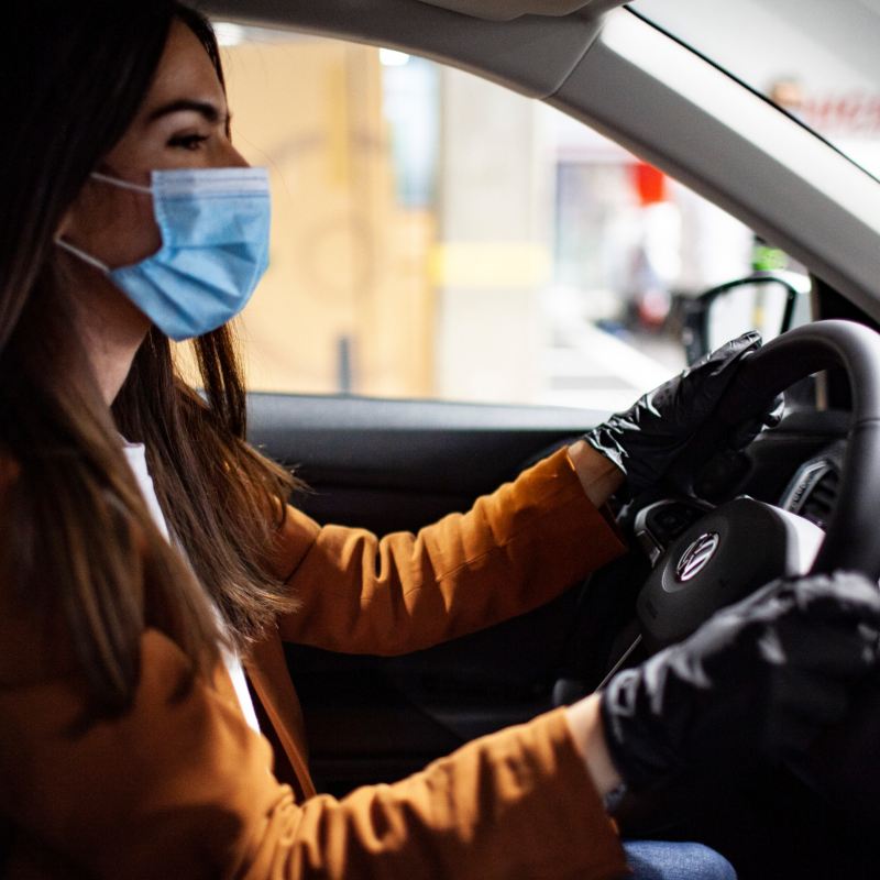 ⇨ ¿Puedo cargar mi Coche Eléctrico en un Enchufe Normal?