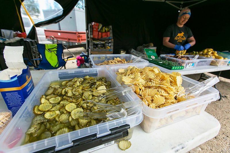 ENERGINIVÅN når lätt bottenlösa nivåer om man inte stoppar i sig längs med banan.