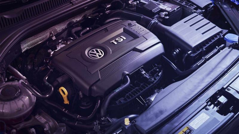 Nuevo Jetta GLI 2022. Motor de auto deportivo de Volkswagen 2.0L TSI con potencia de 230Hp.