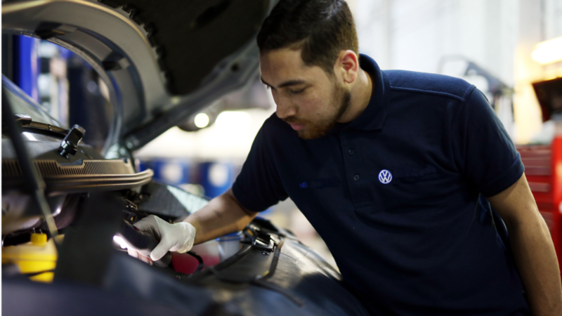 ¿Sabes por qué se calienta el motor de tu auto?