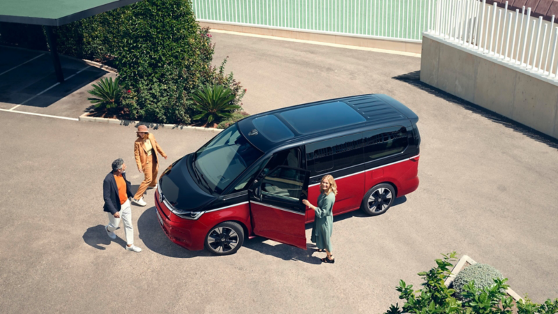 A bird’s eye view of the VW Multivan.