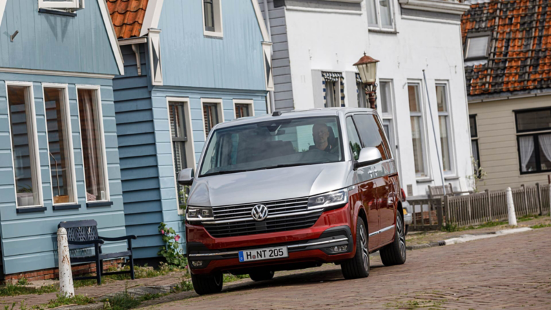 Nya VW Multivan T6.1 i pittoresk by