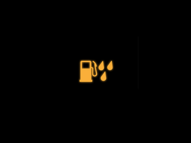 Yellow water in a diesel fuel tank warning light