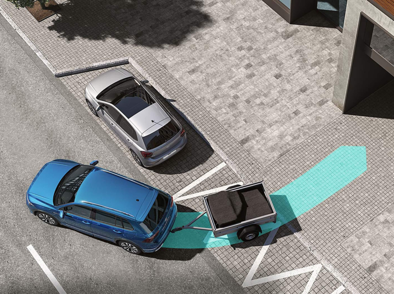 Graphic shows how the optional Trailer Assist works in the Tiguan Allspace.