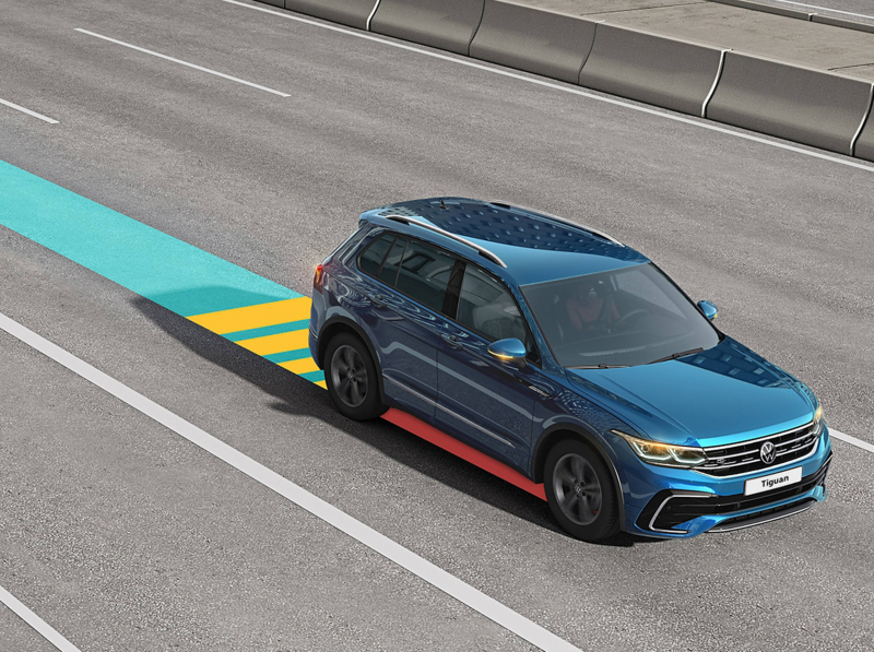 Graphic shows how Emergency Assist works in the Tiguan Allspace.