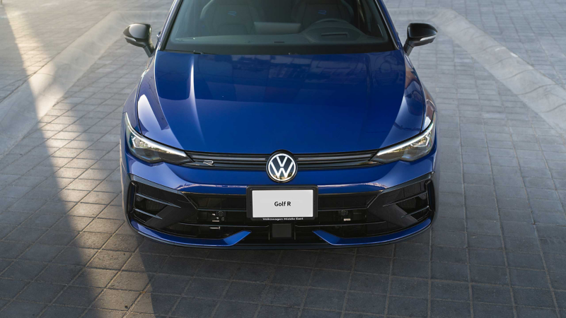 Front of a VW Golf R with focus on the new lighting design