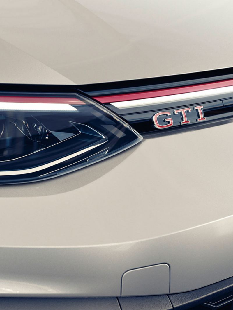 The front grille of the Volkswagen Golf GTI Clubsport