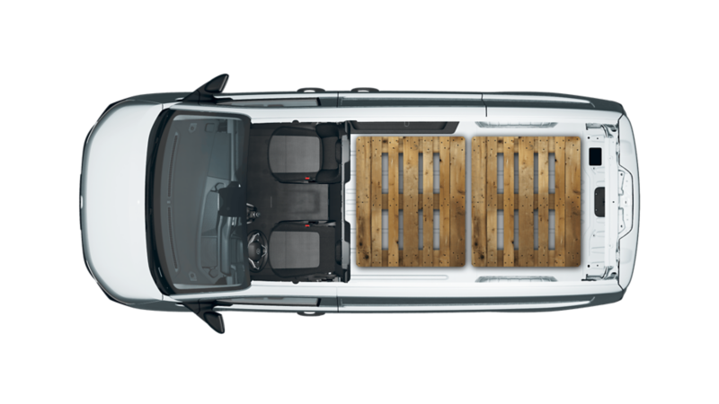 2-sits VW Transporter med EU3-pallar i lastutrymmet.