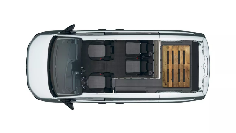 Volkswagen Transporter załadunek z paletami Euro.