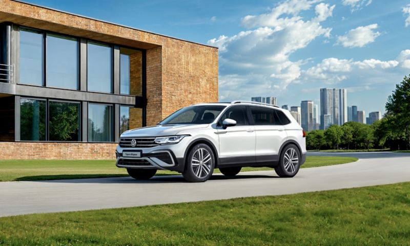 모델과 프로모션 더 뉴 티구안 올스페이스 차량 이미지