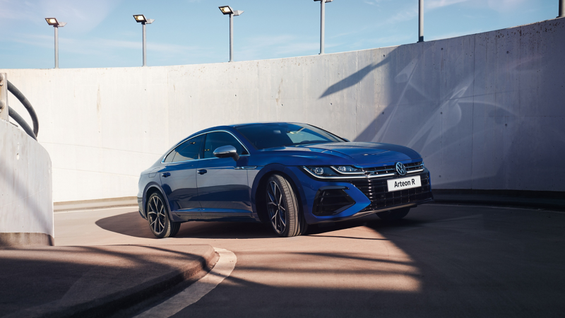 An Arteon R driving along a road