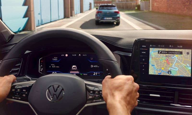 VW T-Roc interior, detailed view of the digital cockpit with activated Travel Assist