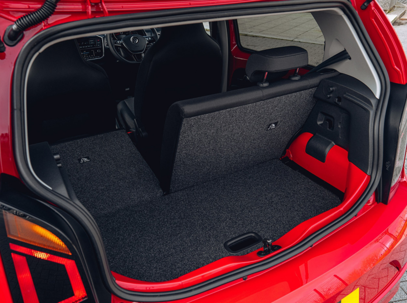 storage space inside the volkswagen up