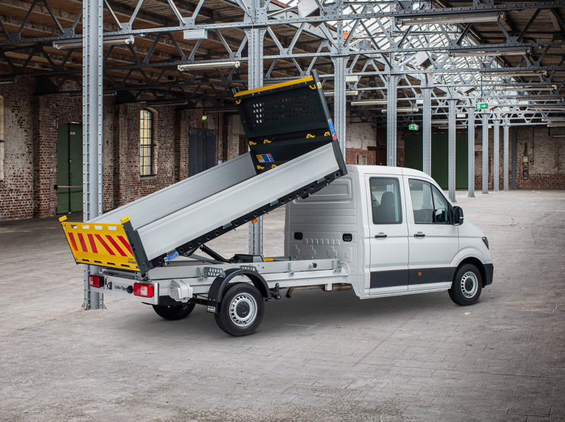 Image showing the Crafter Tipper's rear section elevated. 