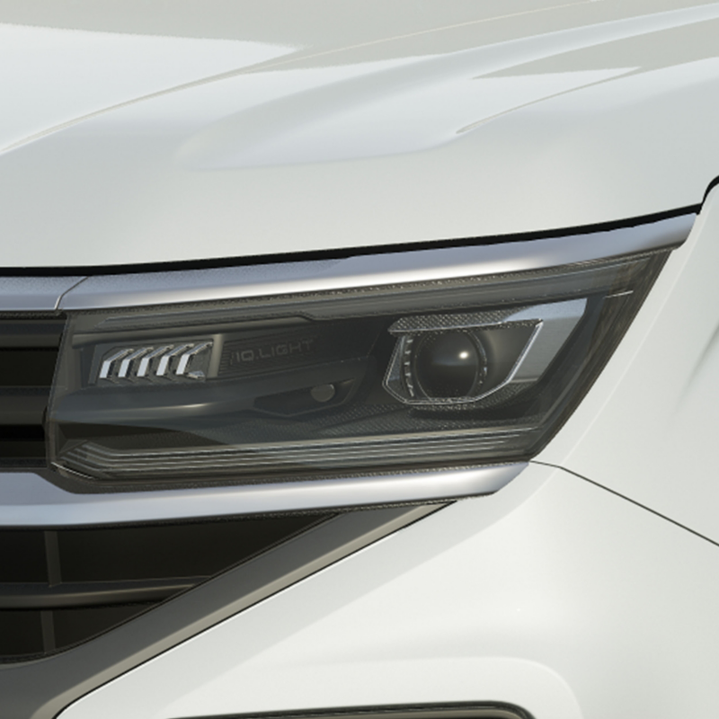 Close of the photo of the VW Amarok showing the IQ.Lights. 