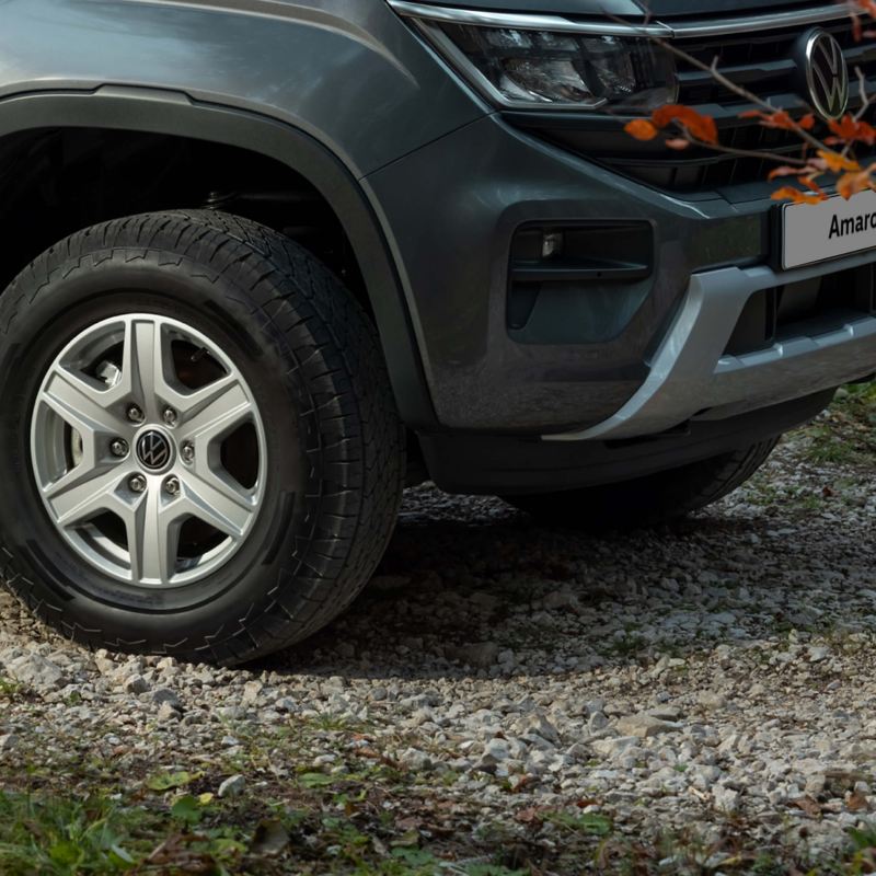 Close-up photo of the front wheel on a VW Amarok. 