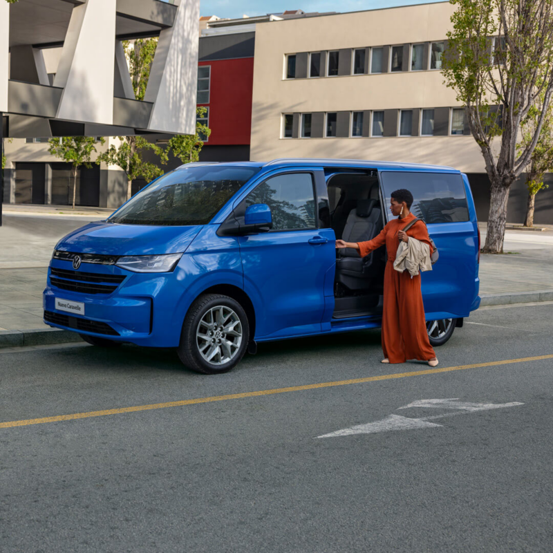 Puertas laterales de la Van de Pasajeros premium Volkswagen Caravelle