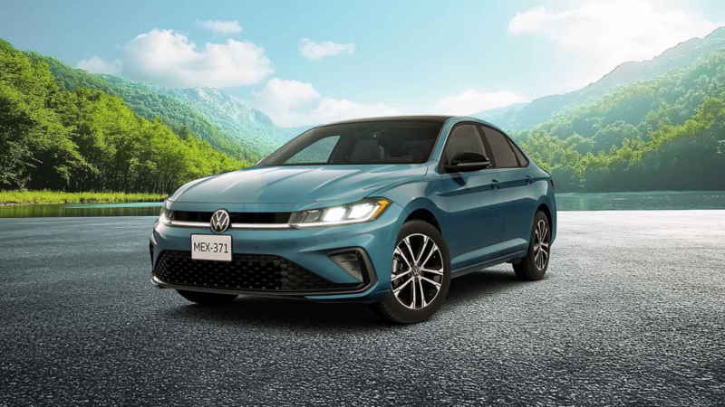 Jetta de Volkswagen, versión Sportline. Modelo en color exterior azul sobre fondo montañoso.
